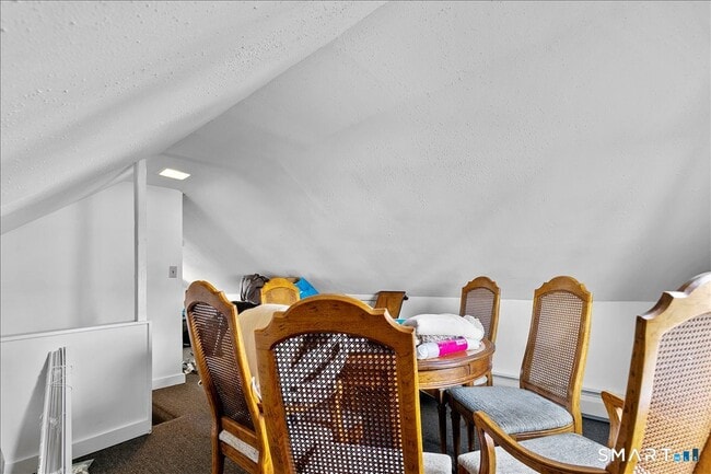 Building Photo - 17 Clinton St