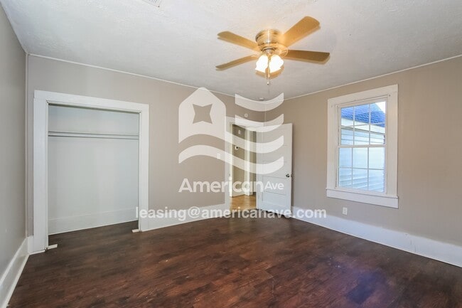 Building Photo - 130 Pelzer St