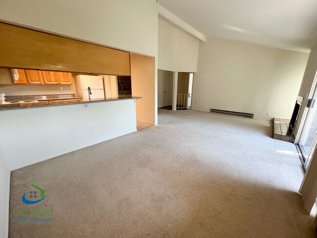 Building Photo - 2212 Almaden Rd