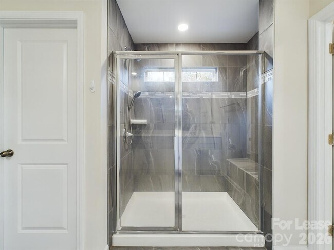 Building Photo - 3040 Whipcord Dr