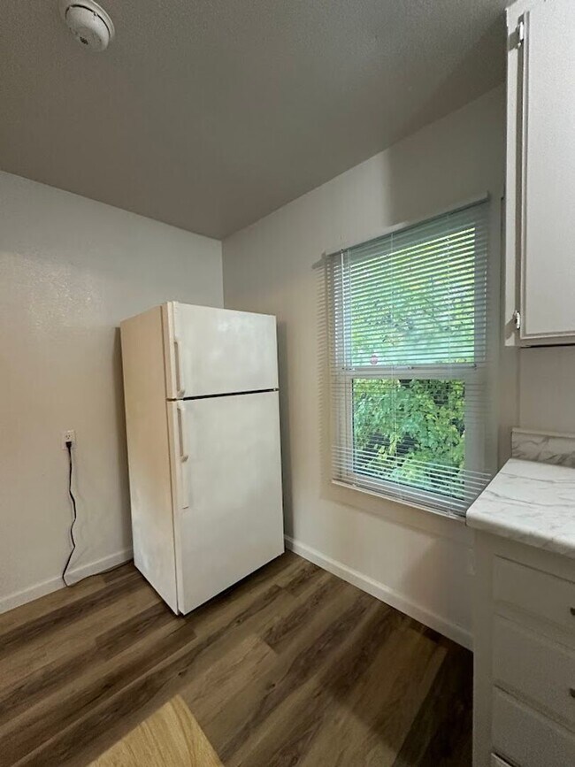 Building Photo - Terrace2121