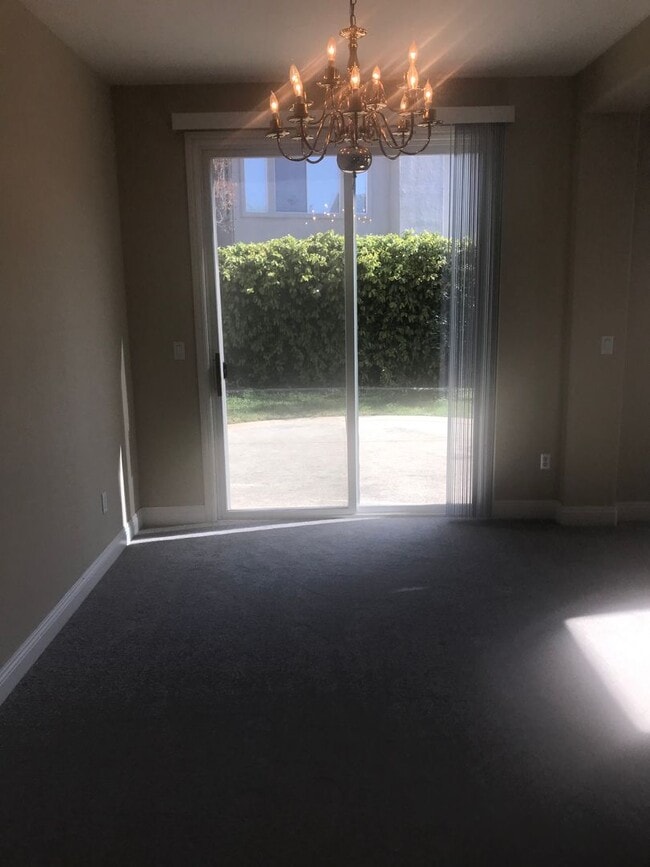 Building Photo - 4 Bed | 3 Bath | 2658 SF |Two Story | 3 car garage home | Tenant pays $200 for WS&G