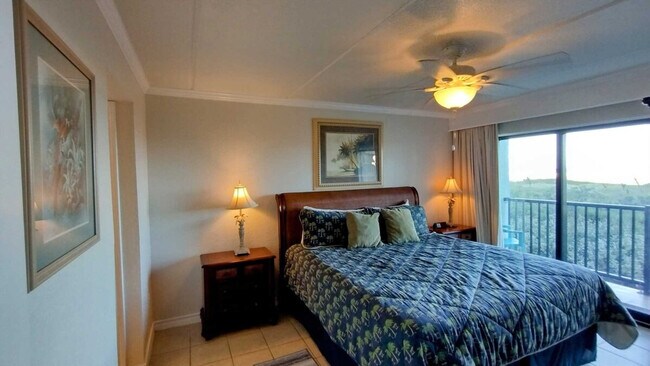 Building Photo - 4908 Gulf Blvd