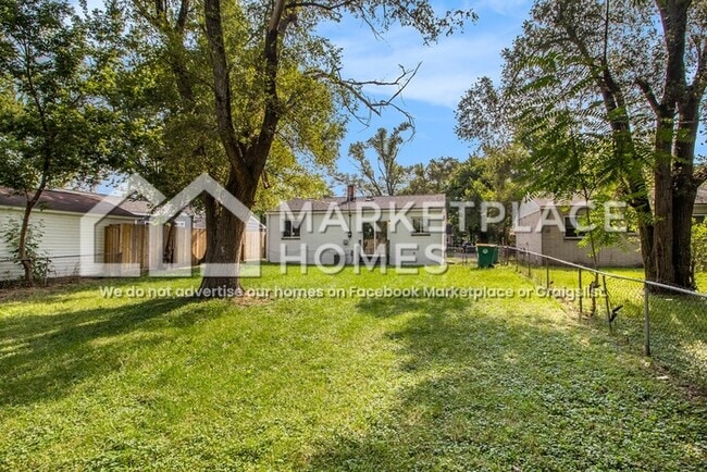 Building Photo - 590 Calder Ave