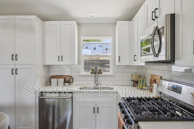 Building Photo - 3703 Tower View Ct