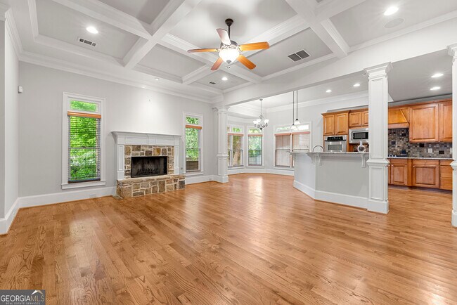 Building Photo - 2041 Mendenhall Cir