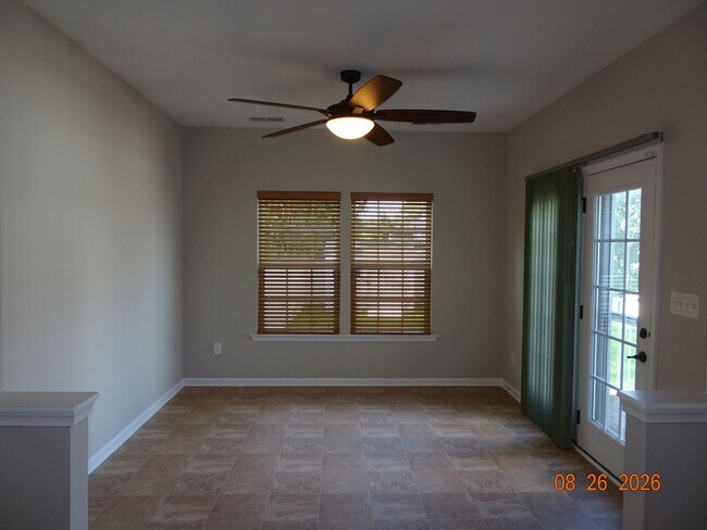 Building Photo - 296 Concord Dr