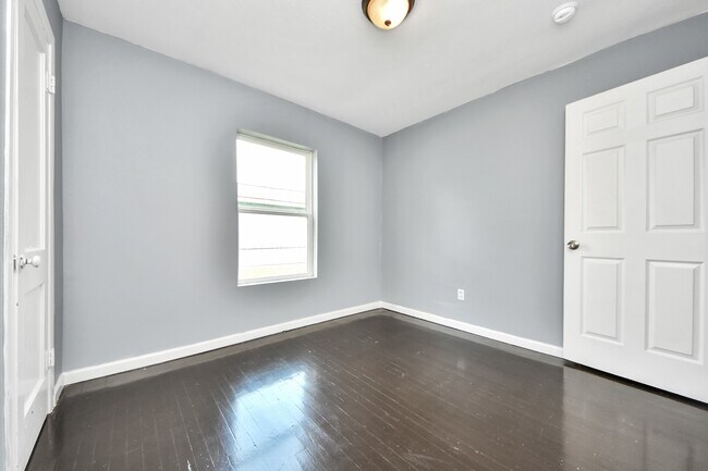 Building Photo - 113 Obion Rd