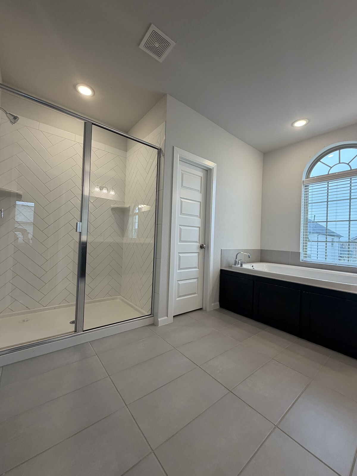 Building Photo - 1803 Desert Willow Way