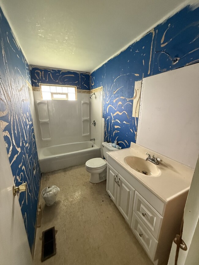 Building Photo - 303 Wilson Park Ln
