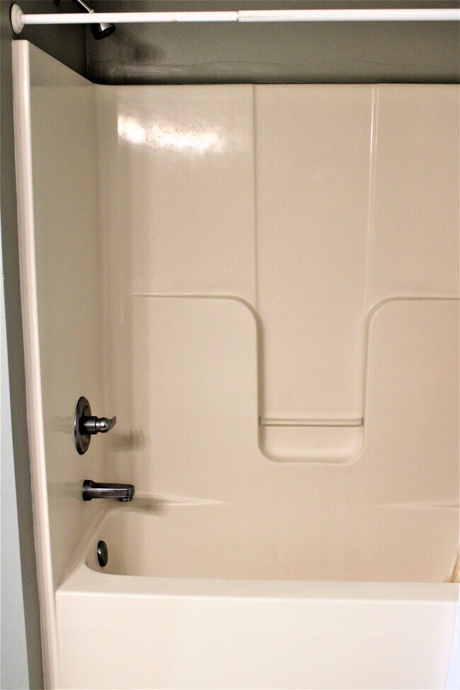 Building Photo - 4511 Twain Cir