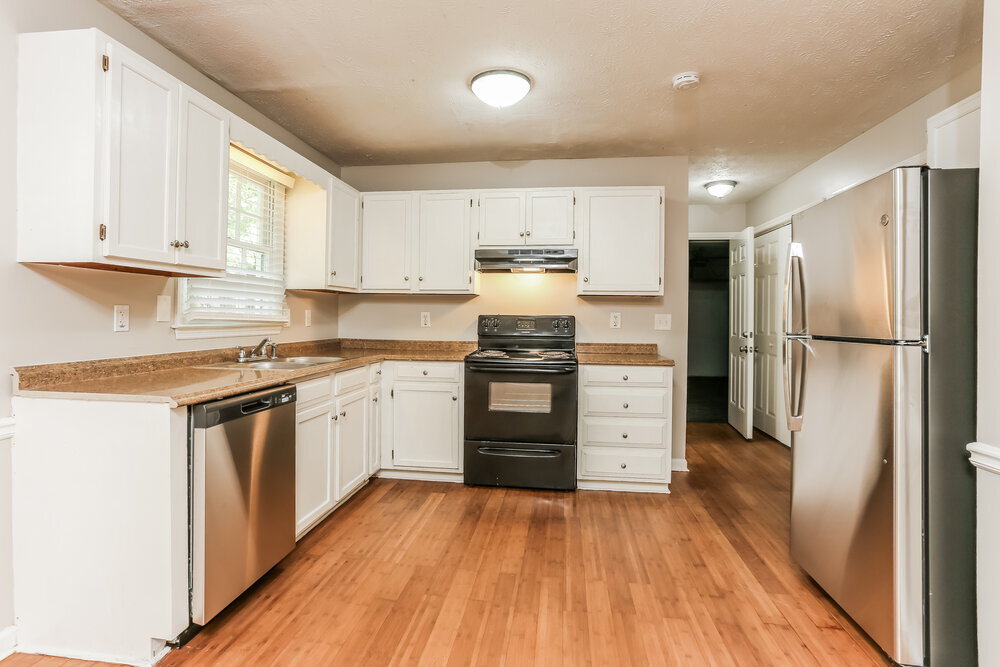 Building Photo - 2280 Whitebluff Way