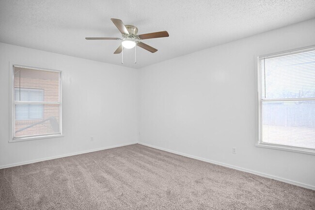 Building Photo - 1307 61st St