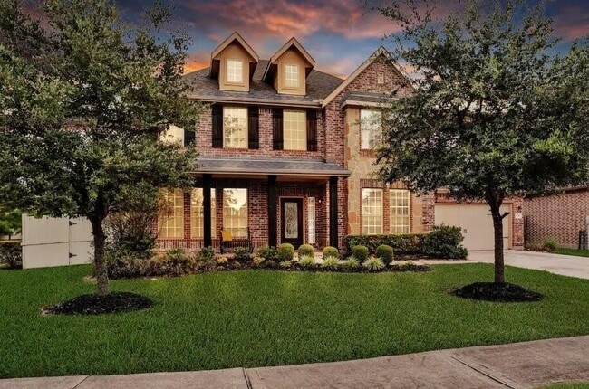 Building Photo - 8133 Tranquil Lake Way
