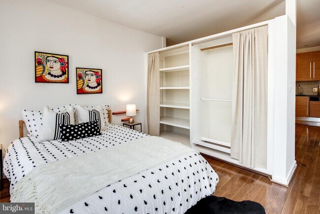 Building Photo - 51 Randolph Pl NW