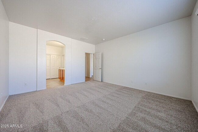 Building Photo - 14088 W Aster Dr