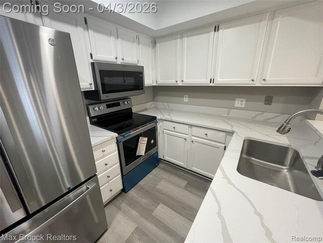 Building Photo - 6600 Bellows Ct