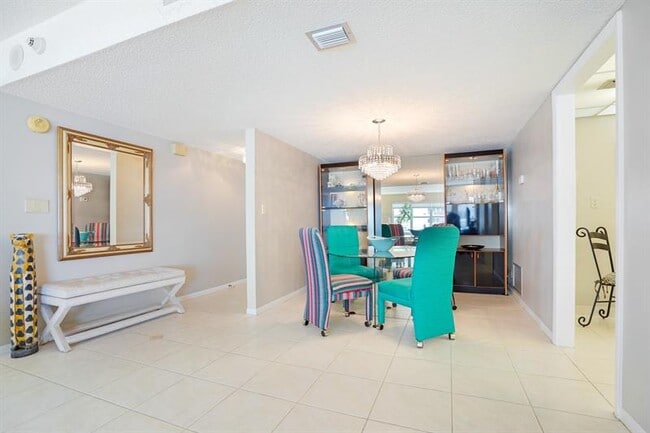 Building Photo - 3900 Galt Ocean Dr