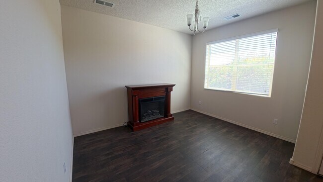 Building Photo - 17 Parador Ct