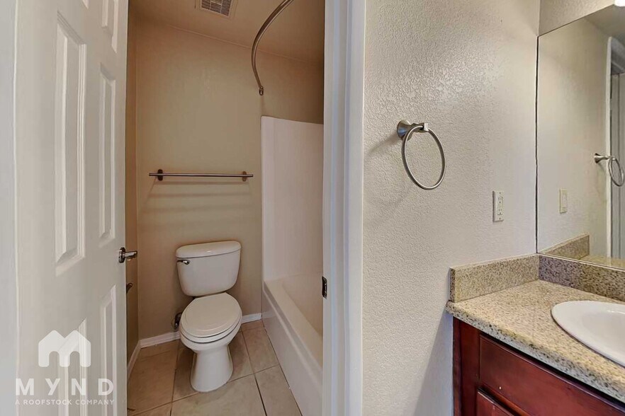 Building Photo - 3500 Hayden Rd