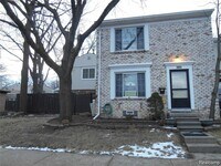 Building Photo - 2130 Wickham St