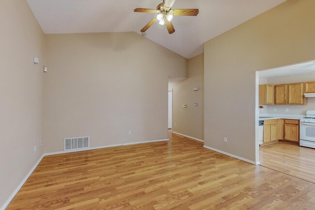 Building Photo - 10728 Hatch Dr NW