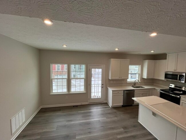 Building Photo - 6837 Frey Ln