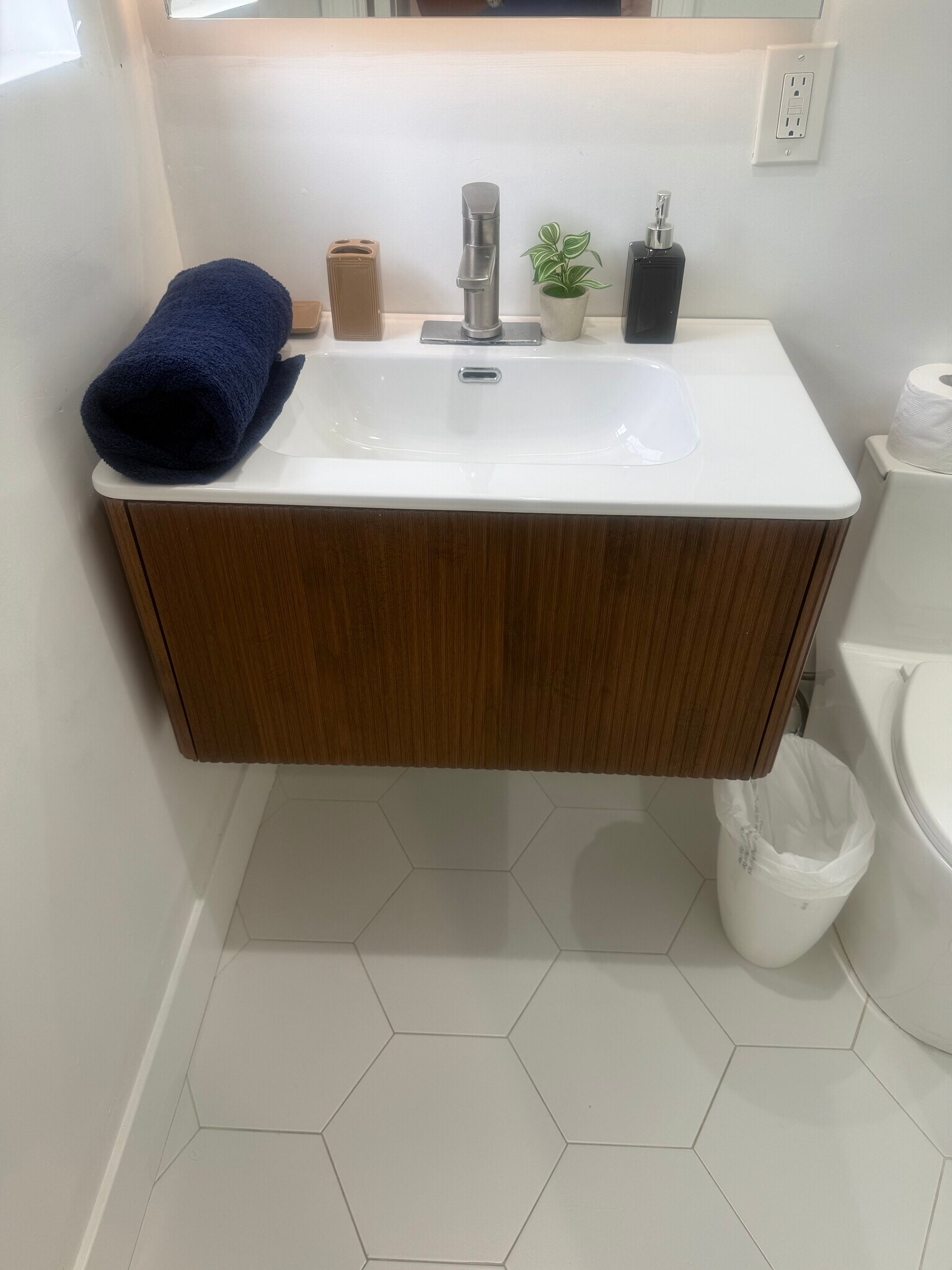 Building Photo - 2054 Fremont Ave