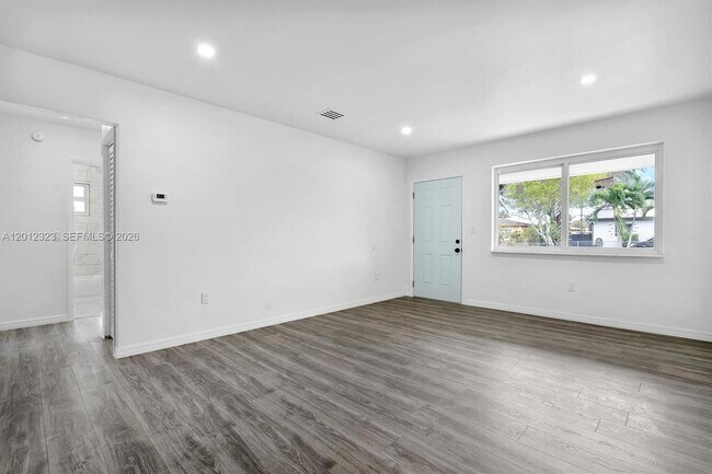 Building Photo - 1061 NW 108th Terrace
