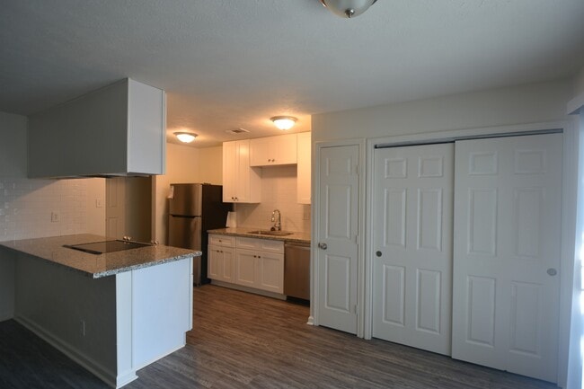 Building Photo - 24215 Beef Canyon Dr