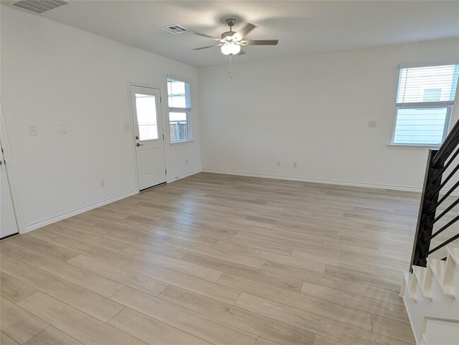 Building Photo - 120 Watkinville Rd