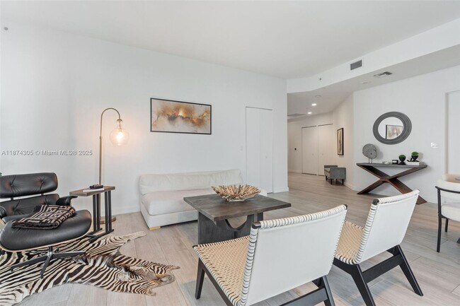 Building Photo - 45 SW 9th St