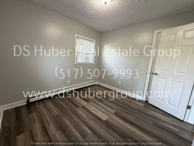 Building Photo - 4927 Starr Ave