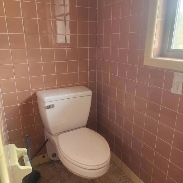 Building Photo - 1870 Pax Duces Rd