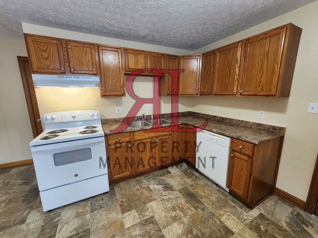 Building Photo - 156 Collingwood Ave