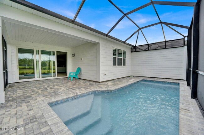 Building Photo - 8928 Parrot Pl