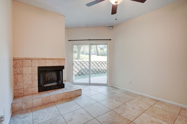 Building Photo - 2450 Wickersham Ln