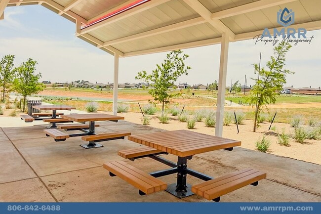 Building Photo - Spacious 3-Bedroom Home – Your Perfect Fam...