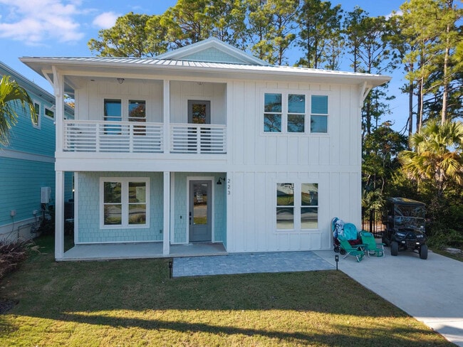 Building Photo - 223 E Lakeshore Dr