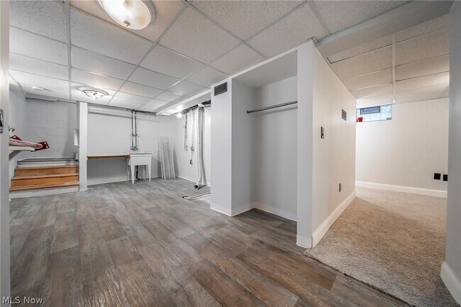 Building Photo - 17005 Mapleboro Ave