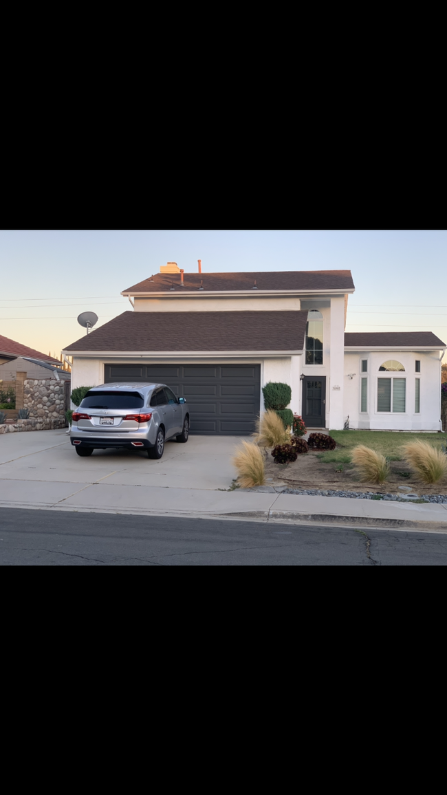 2 car garage with more space Infront - 31903 Vineyard Ave