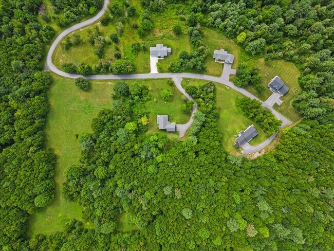 Building Photo - Contemporary with Gorgeous Views in Hinesburg, Vermont - Fully Furnished w/ Utilities Included