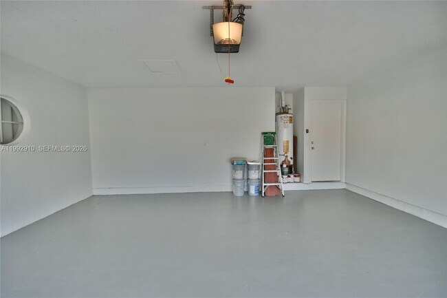 Building Photo - 10380 NW 46th St