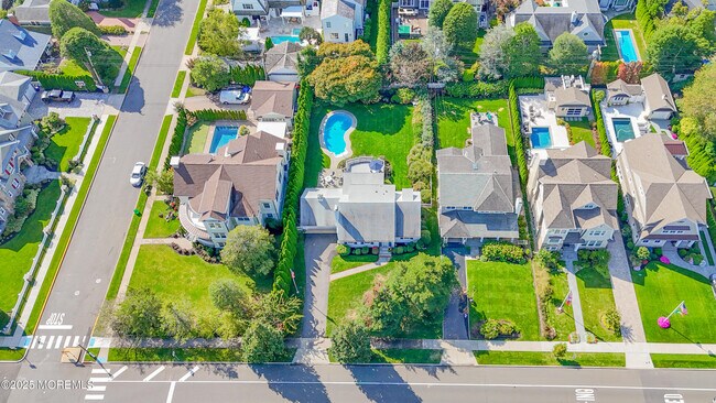 Building Photo - 204 Washington Blvd