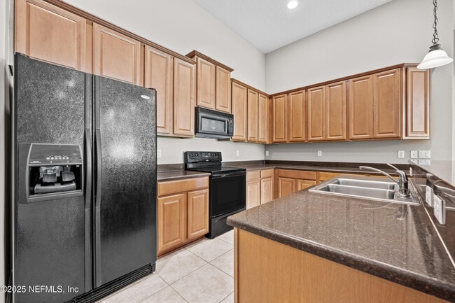 Building Photo - 932 Gallier Pl