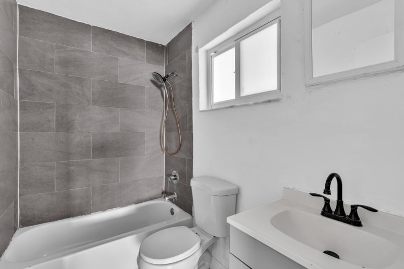 Building Photo - 2160 NW 29th St