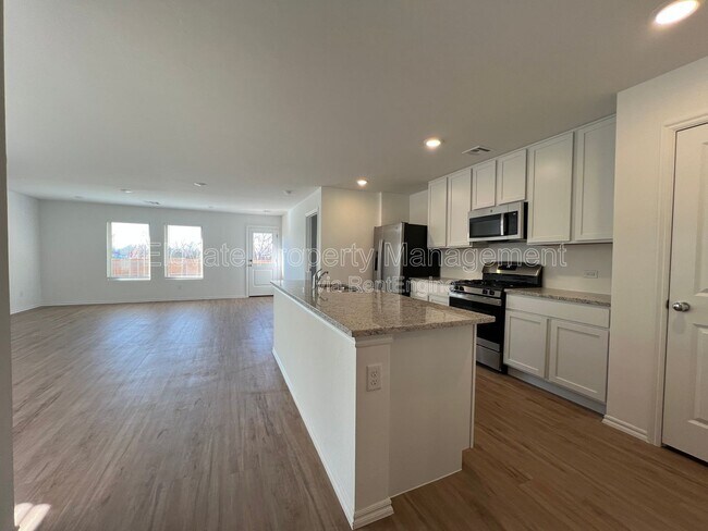 Building Photo - 3805 Palmetto Bluff Dr