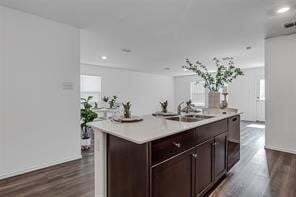 Building Photo - 1105 Wildflower St