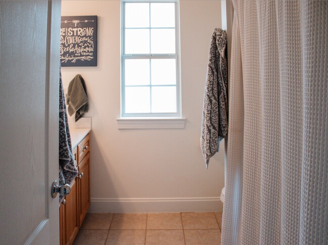 Building Photo - 807 Coldwater Creek Cir