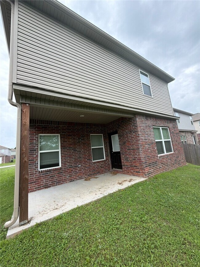 Building Photo - 3211 Gulley Ln